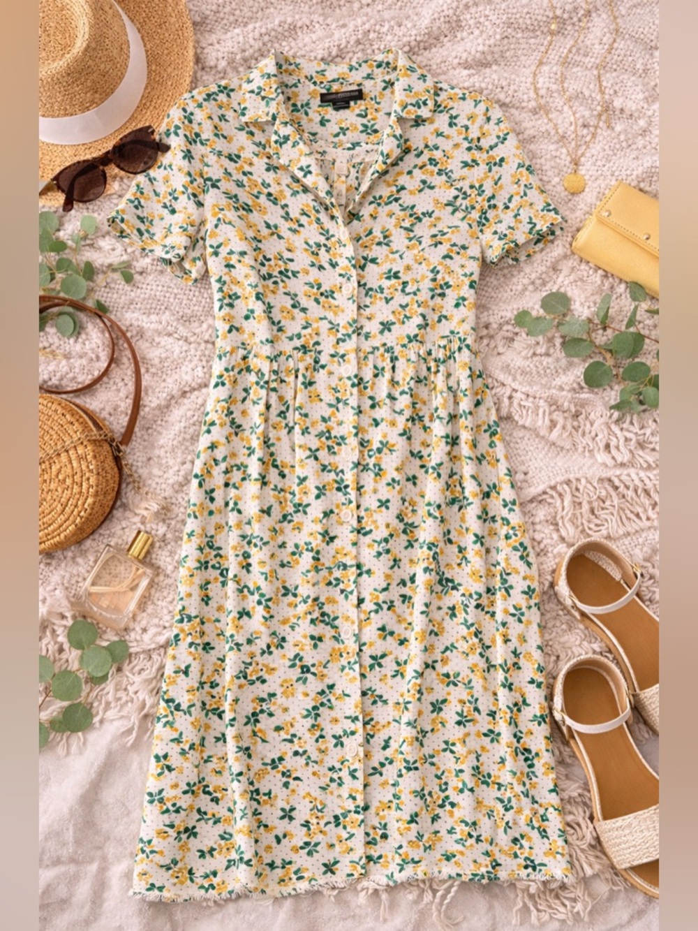 Urban Outfitters Floral Button Front Dress Yellow Green Print Size S EUC